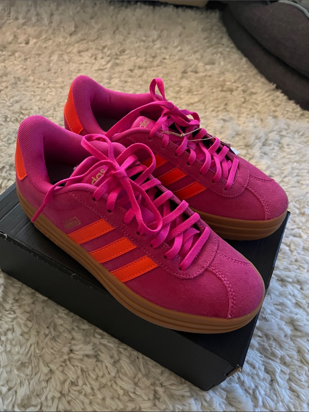 NWT Adidas VL Court Bold Pink Size 6 Sold Out color!